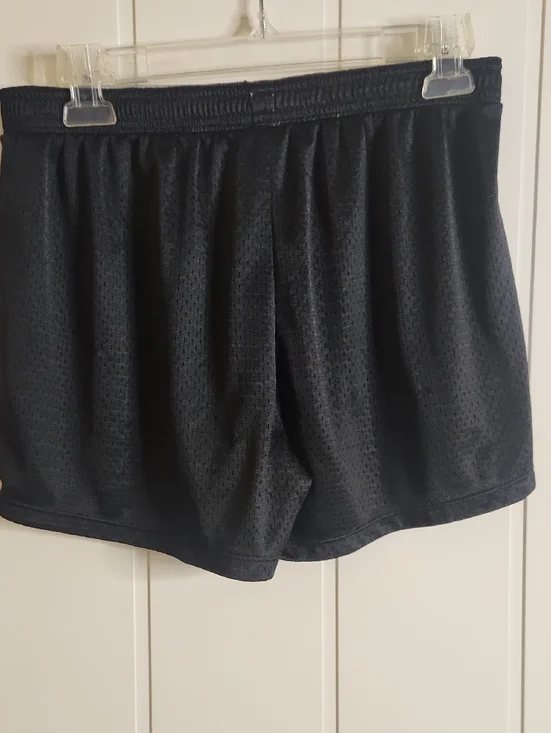 Vintage Champion Black Women's Athletic Mesh Shorts - Picture 5 of 10